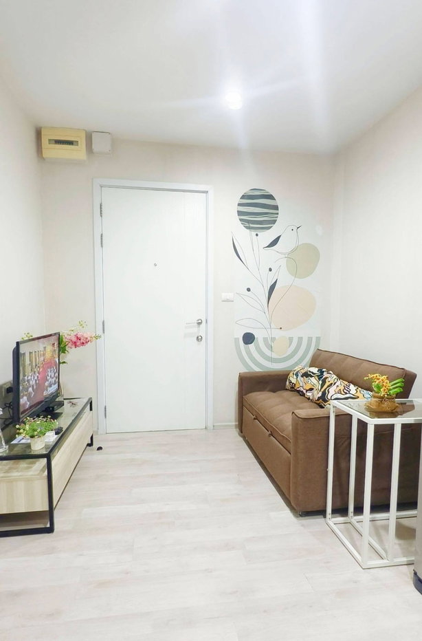 picture Plum Condo Central Station for rent ✨ Fully furnished - 2/6