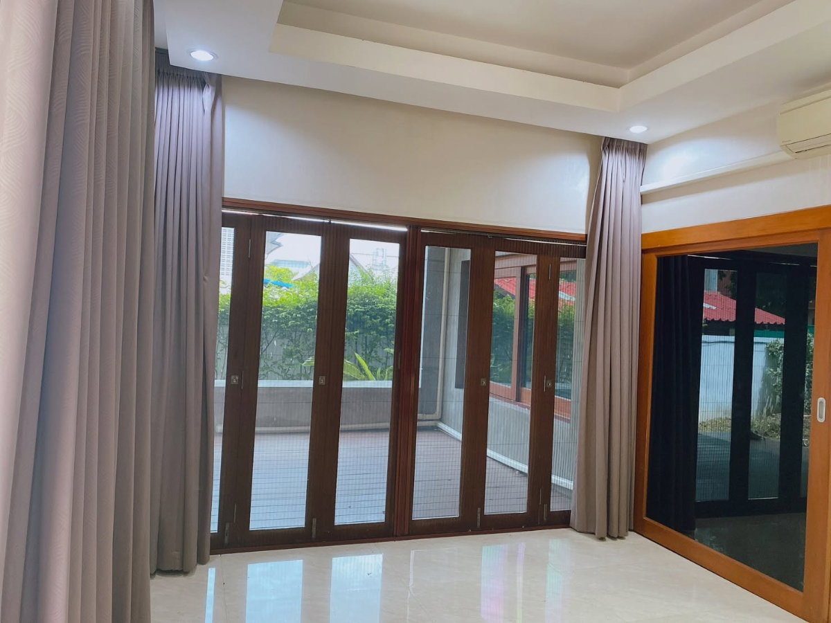 รูป R-116 ให้เช่าHome Office เมืองเชียงใหม่ ✨ ทำเลทองสำหรับธุรกิจ สำนักงาน หรือธุรกิจที่ต้องการพื้นที่กว้างขวาง พร้อมที่จอดรถสะดวกสบาย - รูปที่ 6/29