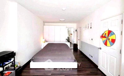 Condos for sale : Well-Priced 2-BR Condo 79 Sqm, Garden Asoke-Rama 9, MRT Phetchaburi (ID 2689624)