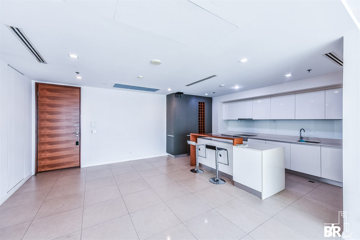 picture The River Ultimate Luxury Condo in Business District near BTS Saphan Taksin - 2/10