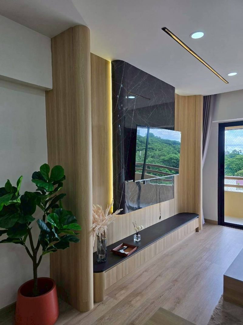 Urgent Sale! Luxury Condo in Central Chiang Mai, Doi Ping Mansion, fully furnished, free transfer 📞063-664-9056