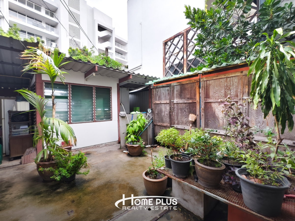 รูป ขายบ้านพร้อมที่ดิน เอกมัย ซอย 8 ถนนสุขุมวิท 63 เขตวัฒนา - รูปที่ 24/28