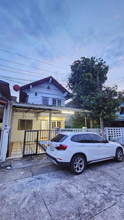รูปภาพ ให้เช่าบ้าน โกลเด้นเพลสวัชรพล 13,500.-/เดือน
