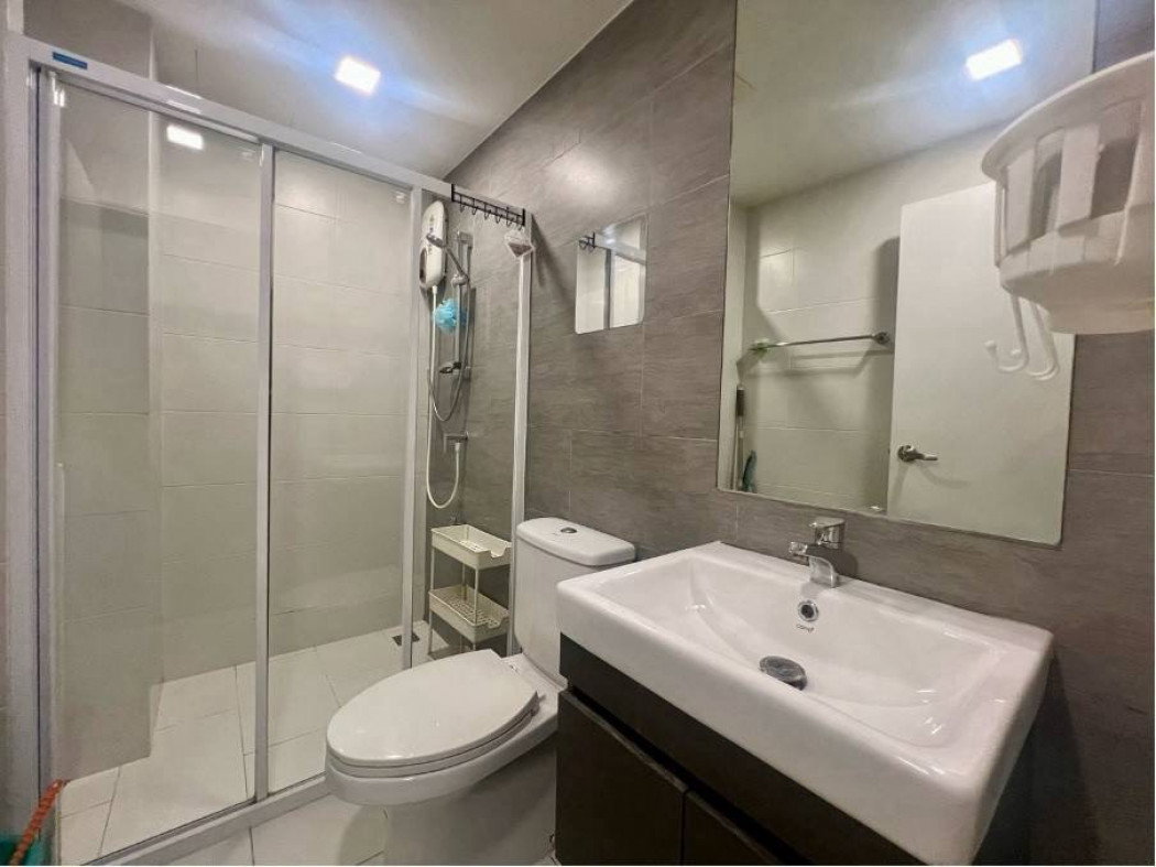 รูป ขาย คอนโด Atmoz Ladprao 15 | 2 Bedrooms | Ready to Move In | Great Value Near MRT - รูปที่ 7/7