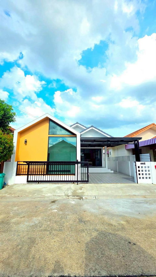 รูป บ้านเดี่ยวชั้นเดียว แต่งใหม่ พร้อมอยู่ หมู่บ้านวัฒนา ขนส่งพื้นที่ 4 (ซ.6) ถ.สุวินทวงศ์ แขวงลำผักชี เขตหนองจอก ราคาถูก - รูปที่ 1/19