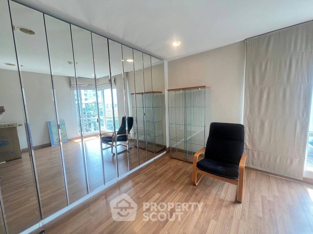 รูป คอนโด 2-ห้องนอน ที่ ดิ อารีย์ คอนโดเนียม ใกล้ BTS อารีย์ (ID 3003112) - รูปที่ 8/13