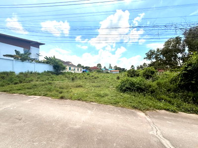 Land for sale Bang Lamung Chonburi : Land in Pattaya Prime Location- Soi Chaiyapruek2 Khao Makok Land Size 1Rai and 24 Square Wah