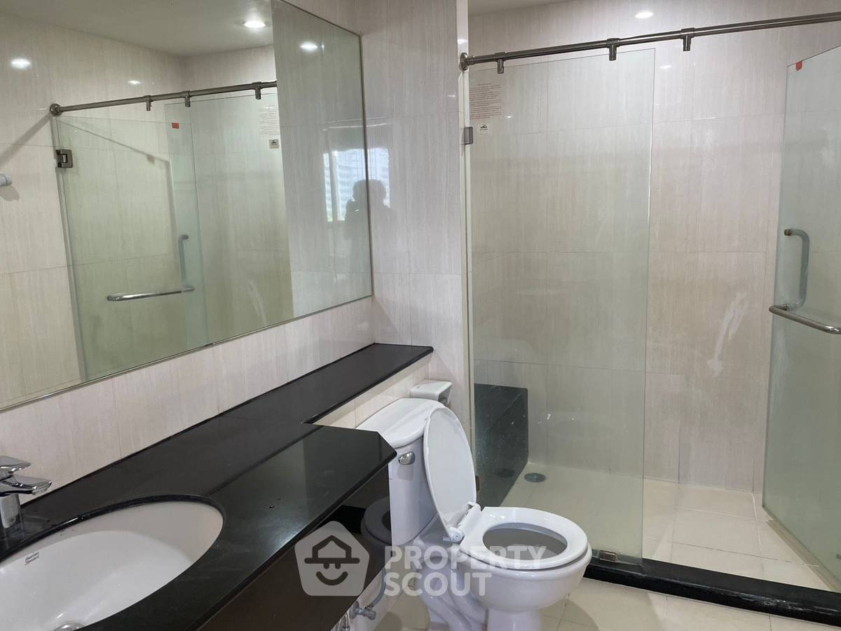 picture 1-BR Condo at Supalai Prime Rama 9 in Bang Kapi (ID 3002309) - 6/8