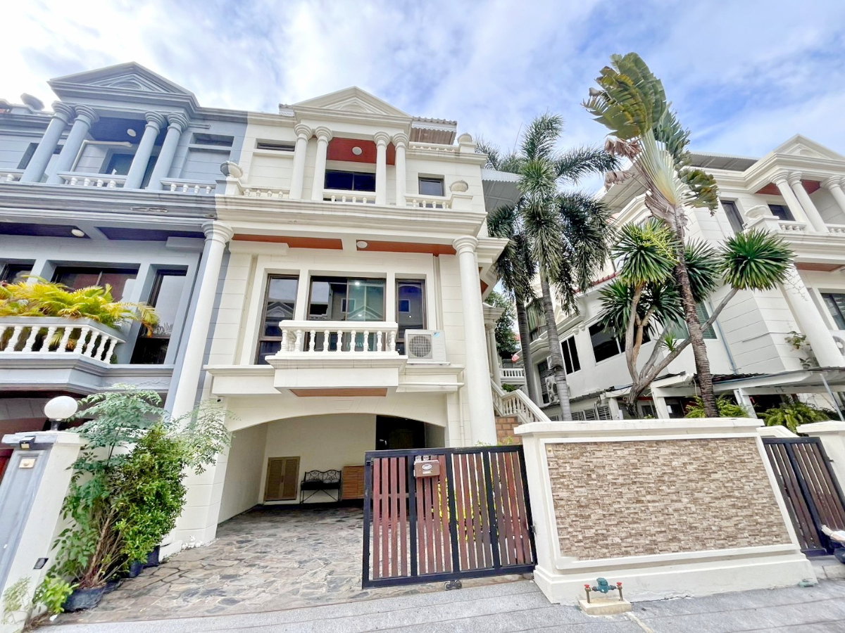 picture  HK0551, Townhome for rent 4 Br., Huaikhwang - 1/1