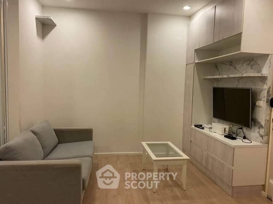 picture 1-BR Condo at S1 Condominium Rama 9 in Suan Luang (ID 3003168) - 2/9
