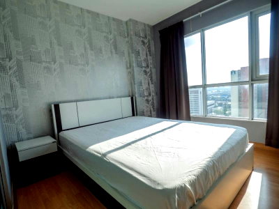 Condos for rent : 🌆✨ FOR RENT: Aspire Rama 4 — HIGH-FLOOR MODERN CITY LIVING!  💰 Rental Price: 12,000 THB/month!!  