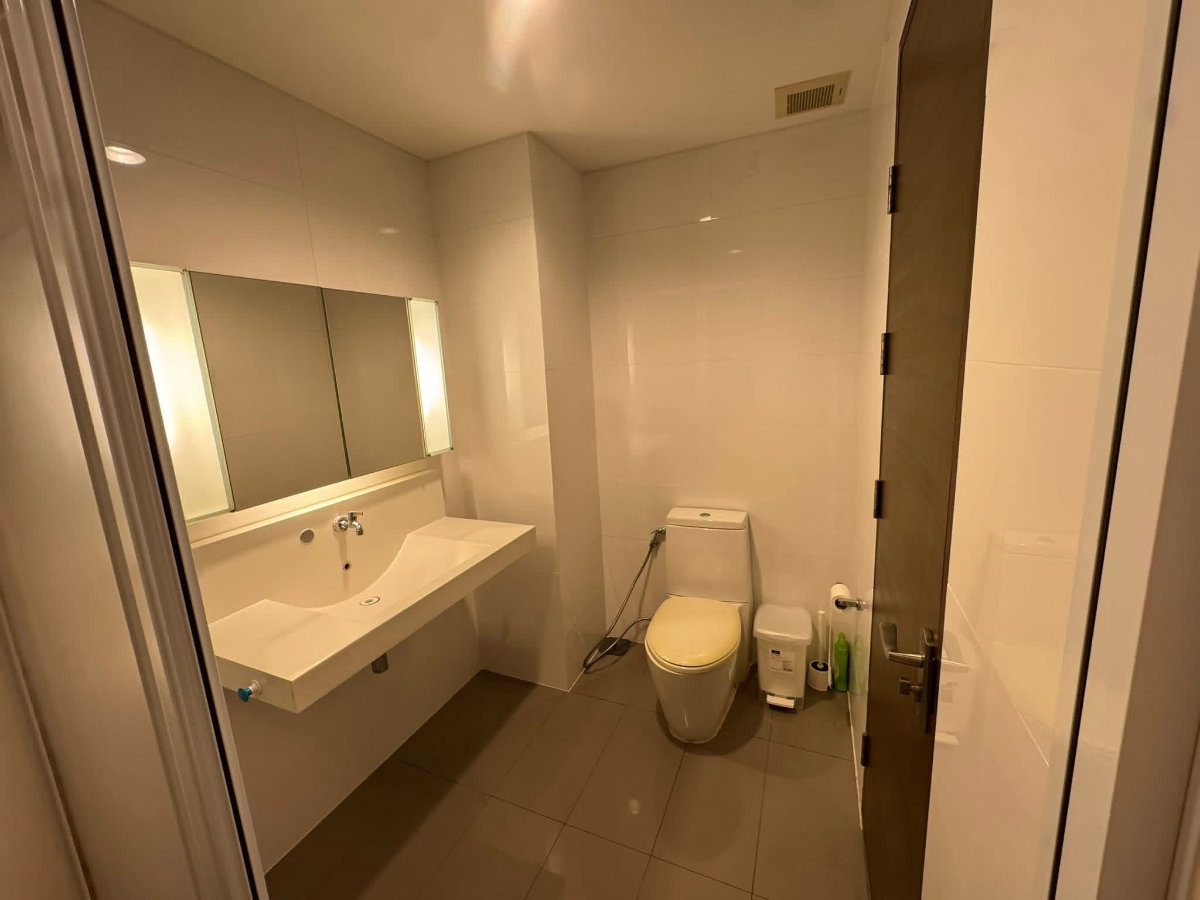 รูป (BB158)ปล่อยให้เช่า ริทึ่ม รัชดา Rhythm ratchada  47 sqm Building B 12 floor with fully furnished and good view and Close to MRT - รูปที่ 21/28