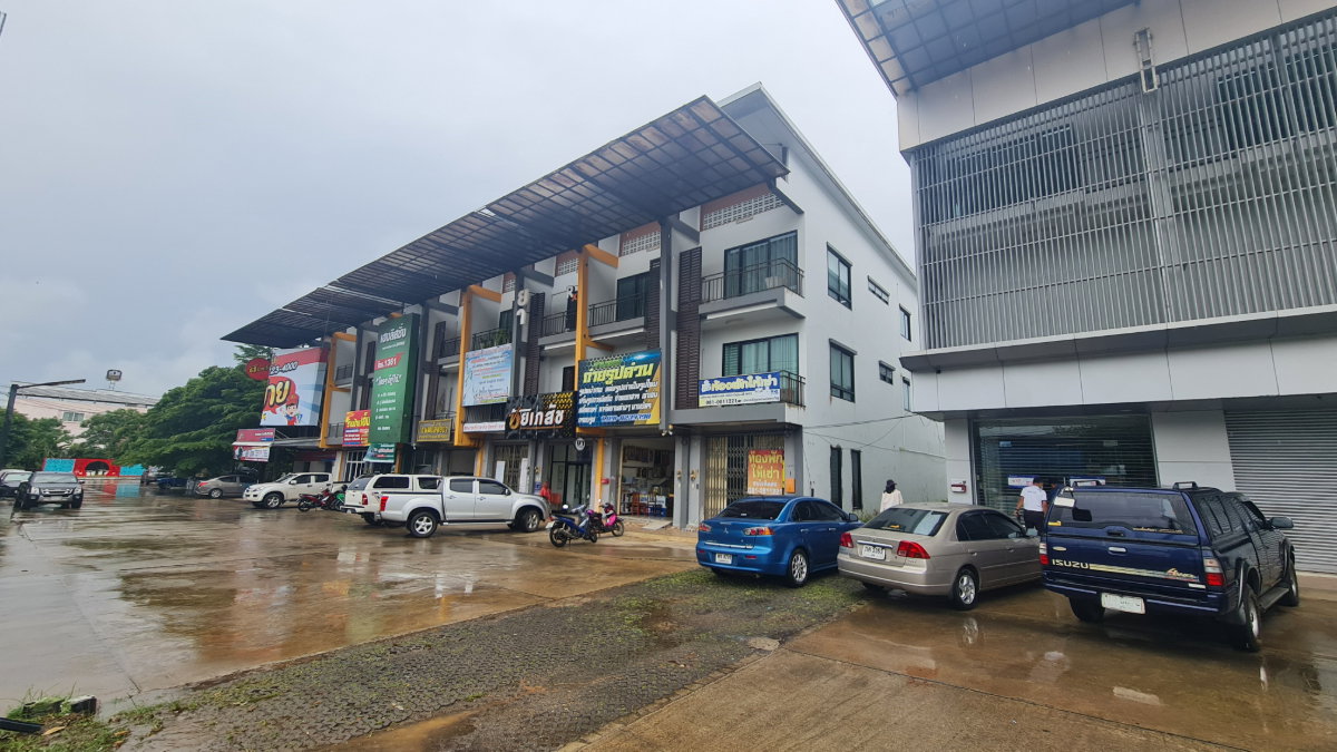 รูป อาคารสำนักงาน 3 ชั้น ติดถนน ตรัง-ย่านตาขาว (ทล.404) อำเภอ ย่านตาขาว จังหวัด ตรัง รหัสแฟ้ม : 66-00172 หรือ 30685-0001 ติดต่อคุณวันวิสา - รูปที่ 9/11