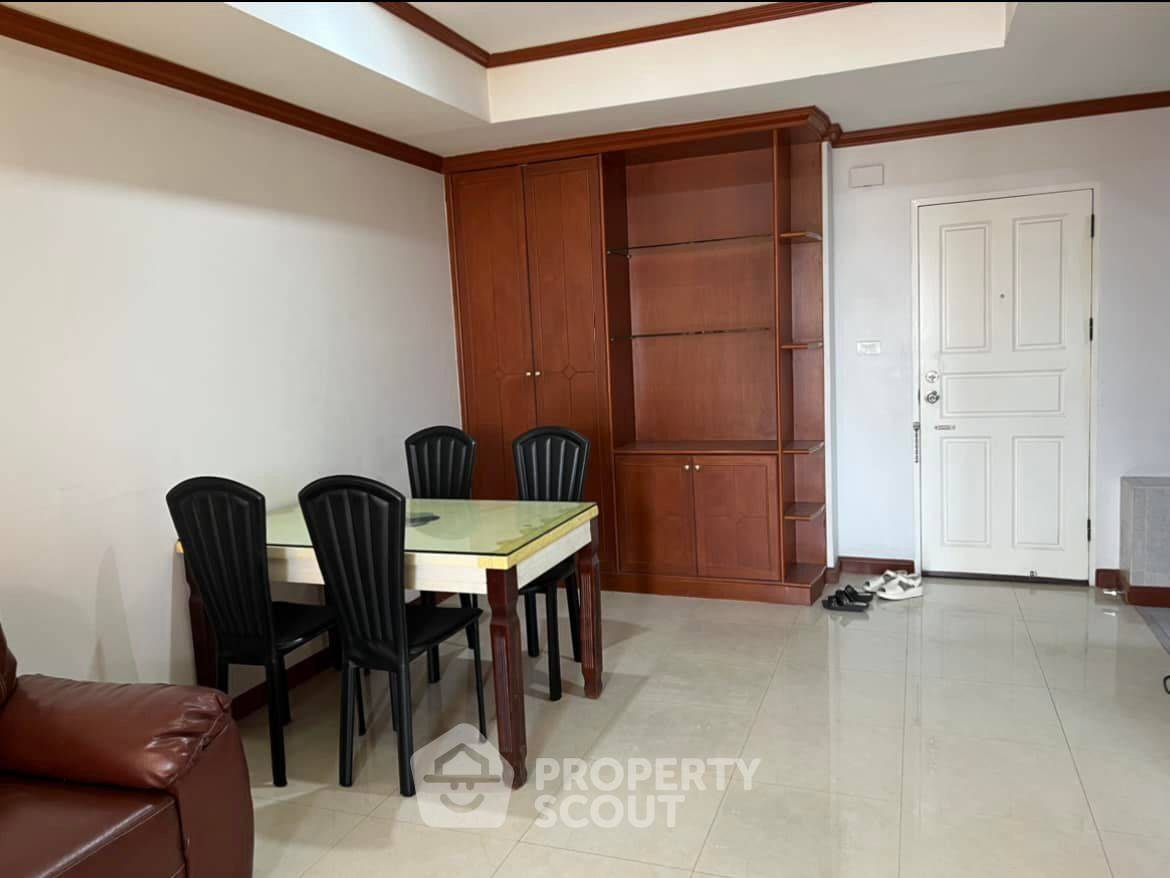 รูป คอนโด 1-ห้องนอน ที่ มอนเทอเรย์ เพลส สุขุมวิท 16 ใกล้ MRT ศูนย์การประชุมแห่งชาติสิริกิติ์ (ID 782189) - รูปที่ 3/12