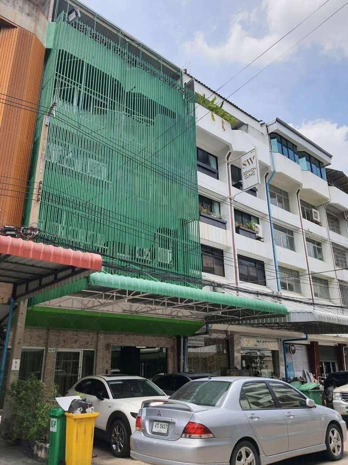 รูป HR3509ให้เช่าอาคารพาณิชย์ 5.5 ชั้น หลังใหญ่ 1,080 ตรม. มีลิฟต์ จอดรถ 5 คัน ซอยรัชดาภิเษก 22 (ห่าง MRT รัชดาภิเษก เพียง 270 เมตร) - รูปที่ 1/8