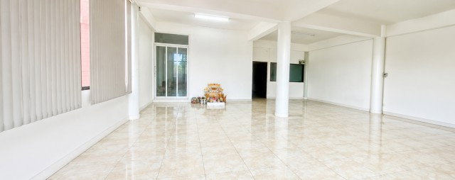รูป พร้อมใบอนุญาต รง.4 วัดดอนไก่ดี 1.2 กม. โรงงาน และโกดังให้เช่า 2 นอน 2 น้ำ 2,400 ตร.ม. เหมาะสำหรับโรงงานอุตสาหกรรม คลังสินค้า - รูปที่ 5/8