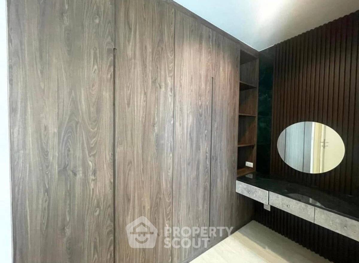 picture 2-BR Condo at Life One Wireless near BTS Phloen Chit (ID 3003124) - 3/18