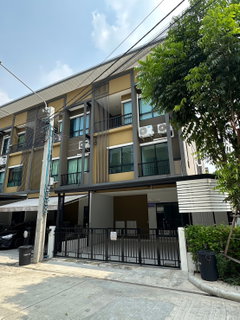 รูปภาพ 🏡✨ ให้เช่าทาวน์โฮม 3 ชั้น หลังมุม พร้อมชั้นลอย 📍 หมู่บ้านสัมมากร อเวนิว ชัยพฤกษ์–วงแหวน
