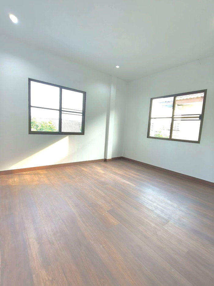 รูป บ้านเดี่ยวหลังใหญ่ ทำเลดี เนื้อที่กว้างมาก ต้นโครงการ หมู่บ้านเต็มสิริพาร์ค 2 ถนนมิตรไมตรี เขตหนองจอก ใกล้ชุมชนเดินทางสะดวก - รูปที่ 28/37