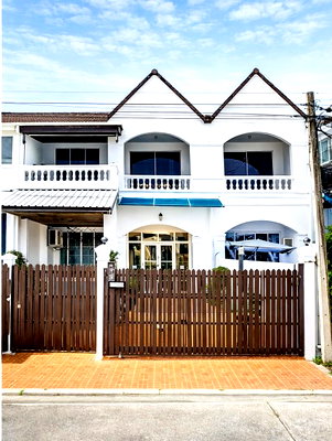 เช่าทาวน์โฮม เกษตร : ถ.ลาดพร้าววังหิน 62-70 แม็คโคร วังหิน 200ม. 3นอน แอร์ 6ตัว ทาวน์เฮ้าส์ 2 ชั้น เดอะแจ๊ส วังหิน 800 ม. โชคชัย 4 35 ตร.ว.