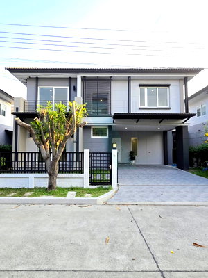 บ้านเดี่ยว เขตประเวศ : ขายบ้านเดี่ยว โครงการ เซนโทร ศรีนครินทร์ - บางนา 2 ชั้น 4 ห้องนอน 3 ห้องน้ำ