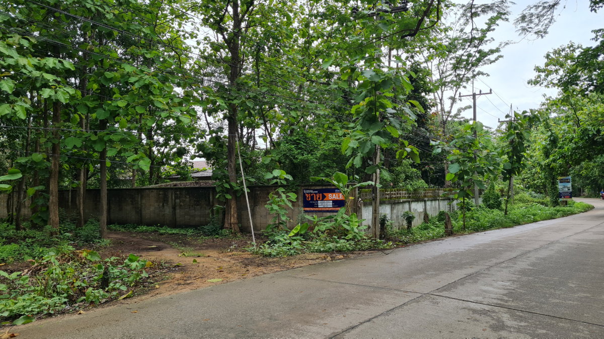 รูป อู่ซ่อมรถ และบ้านพักอาศัย ตั้งอยู่ติดถนน แม่สอด-อุ้มผาง (1090) อำเภอแม่สอด จังหวัดตาก รหัสแฟ้ม 65-00301 หรือ 30408-0001 ติดต่อคุณวันวิสา - รูปที่ 15/17