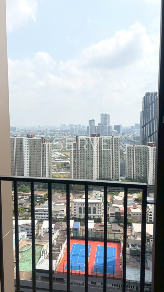 รูป 🔥 1นอน ห้องแต่งหรู ชั้นสูงสุดๆ 30+ วิวดีมาก เฟอร์จัดเต็ม พร้อมเข้าอยู่ คอนโดใหม่ ทำเลดี ใกล้ MRT พระราม 9 @ NUE District R9 - รูปที่ 4/8