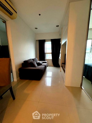 คอนโดให้เช่า : ห้องชั้น 36 แบบ 1 ห้องนอน Q House Sathon ใกล้ BTS กรุงธนบุรี 100 ม. (ID 3001754)