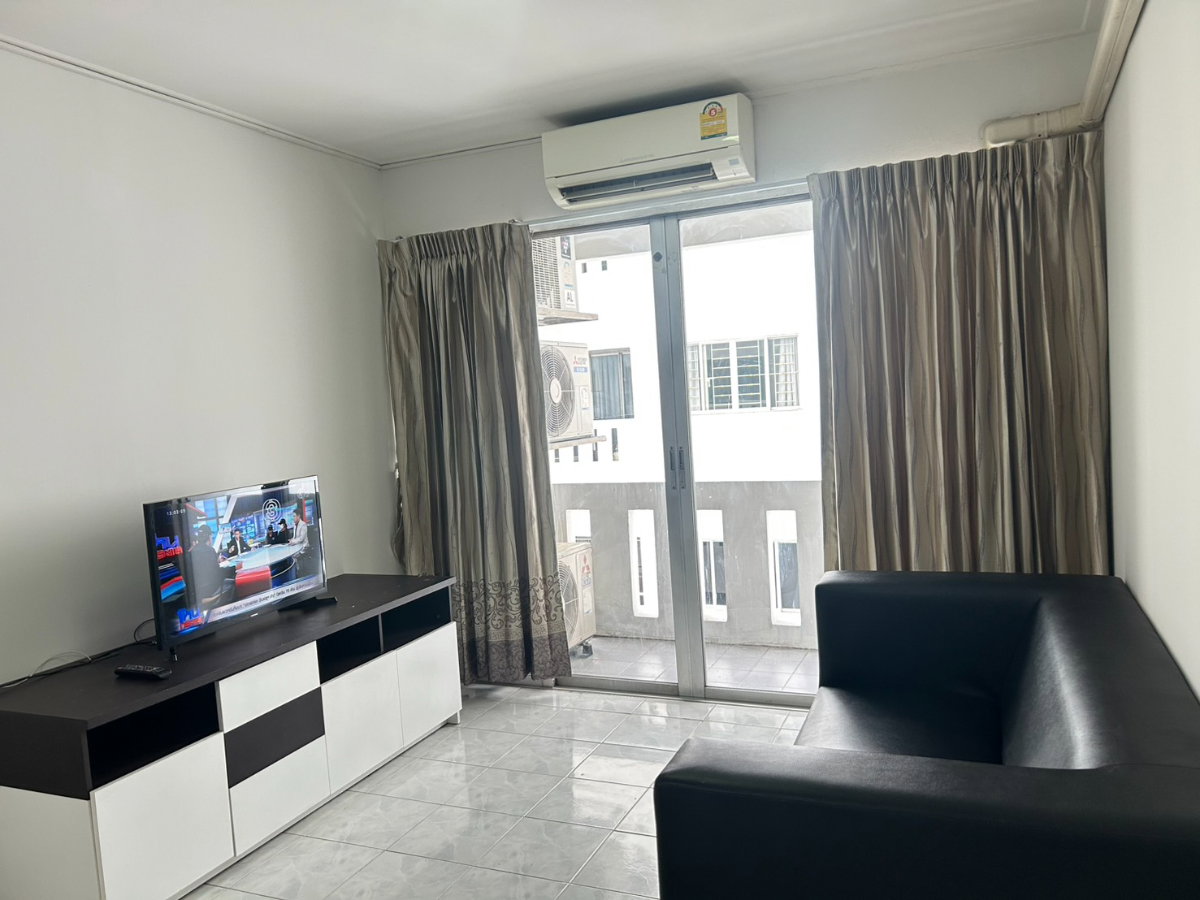 picture For Rent Commonwealth Pinklao 2 bedroom 1 bathroom size 66-72 - 6/15
