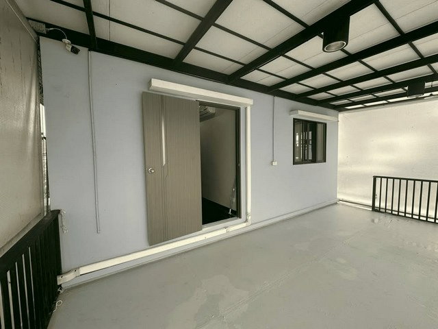 รูป HR3507ให้เช่าบ้านเดี่ยว 2 ชั้น รีโนเวทใหม่ทั้งหลัง สุขุมวิท 56 ใกล้ BTS อ่อนนุช & บางจาก ทำเลดี จอดรถได้หลายคัน เหมาะอยู่อาศัย หรือทำ Home Office - รูปที่ 20/34