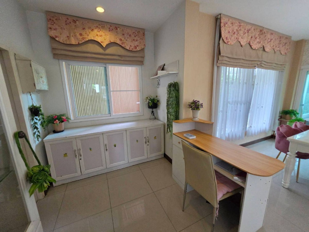 รูป บ้านว่างให้เช่า ในหมู่บ้าน วรารมย์ แก้วนวรัฐ ดอยสะเด็ก เชียงใหม่ เฟอร์นิเจอร์ครบ พร้อมอยู่ทันที (R1245) T.0946511456 - รูปที่ 7/13