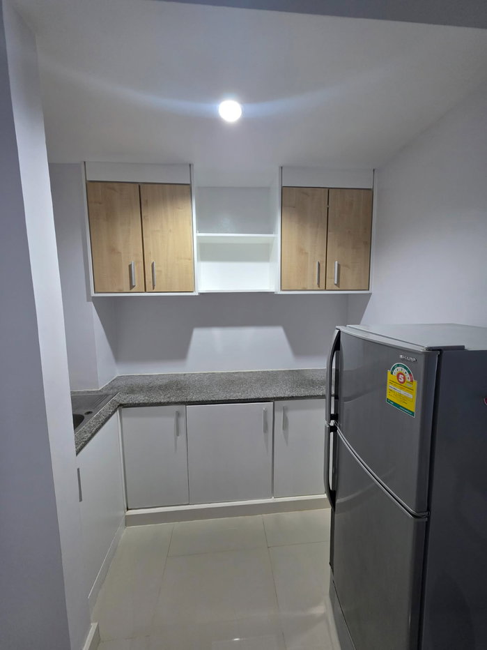 picture Room for rent (The Iris Condo) - 2/6