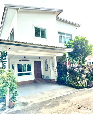 เช่าทาวน์โฮม ปทุมธานี : ให้เช่าบ้านรัตนวรรณ 2 (Baan Rattawan 2) ลำลูกกา คลองสี่