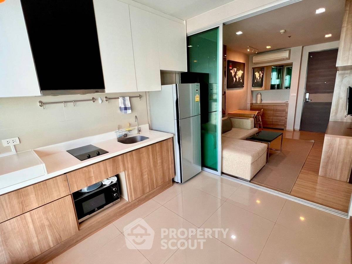 รูป คอนโด 1 ห้องนอน Rhythm Sathorn ชั้น 15 ขนาด 45 ตร.ม. ใกล้ BTS สะพานตากสิน 300 ม. (ID 2735441) - รูปที่ 2/21