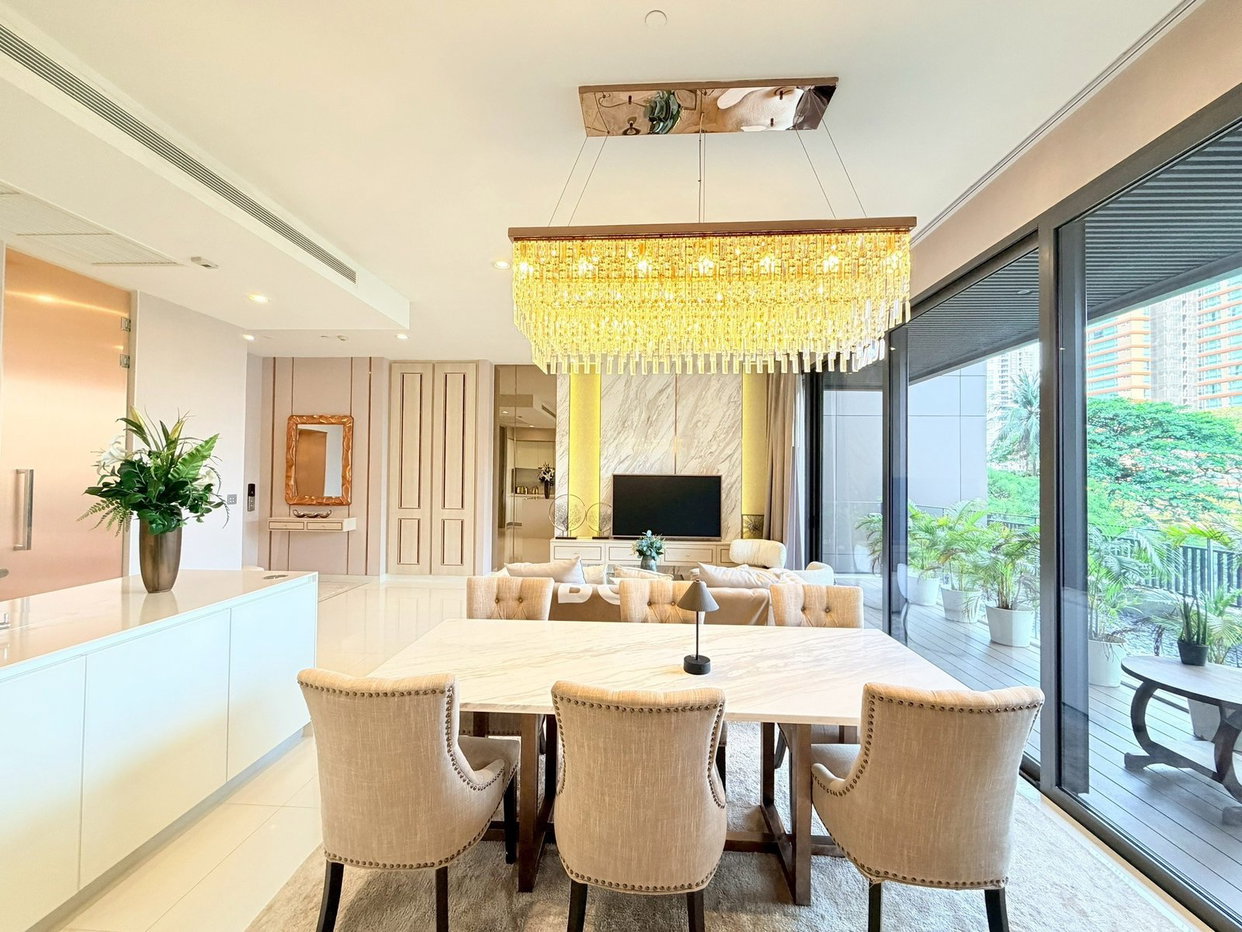 รูป LTHC15743 – Ultra Luxury Condo for Rent Phrom Phong | Vittorio Sukhumvit 39 | Near BTS Phrom Phong | 180,000 THB | คอนโดอัลตร้าลักชัวรีให้เช่า พร้อมพงษ์ โครงการ Vittorio Sukhumvit 39 ใกล้ BTS พร้อมพงษ์ - รูปที่ 1/7
