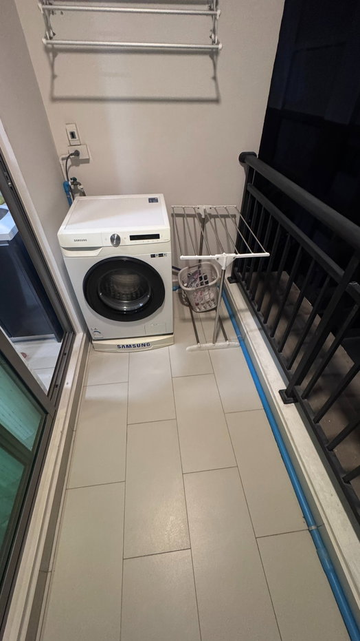 picture Arcadia Beach Continental 15,000THB/month 1 year contract  2 months deposit 1 month advance payment Move in for 45,000THB - 9/10