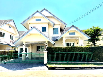 เช่าบ้านเดี่ยว เชียงใหม่ : บ้านเดี่ยว2 ชั้น ให้เช่า ในหมู่บ้านนนนิภา เฟส 1 ใกล้มหาวิทยาลัยแม่โจ้ เชียงใหม่ เฟอร์นิเจอร์ครบพร้อมเข้าอยู่ (R1247) T.0946511456