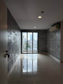 Best Price 🔥For Sell Silk Phaholyothin 9, beautiful room, good price, high floor, city view, convenient travel.