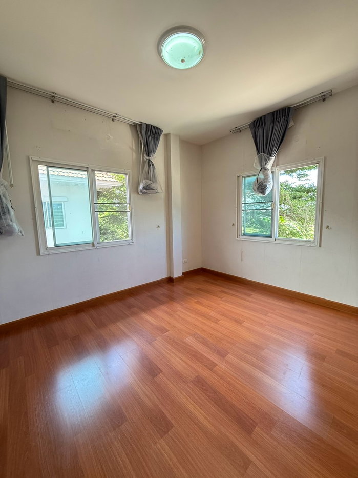 รูป #ให้เช่าบ้านเดี่ยวหลังใหญ่ 62ตรว. หมู่บ้านLanceo แลนซิโอ วงแหวน รามอินทรา ถ. เลียบคลองสอง มี 3ห้องนอน จอดรถ 3คัน เช่า 15,000บ/เดือน - รูปที่ 13/20