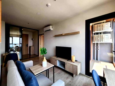 Condos for rent Chiang Mai : ✅ For Rent: The Base Height Condo near Central Festival Chiang Mai. 34 sq m, 13th floor. 16,000 THB/month. ☎️ 064-792-4426 (Ben)
