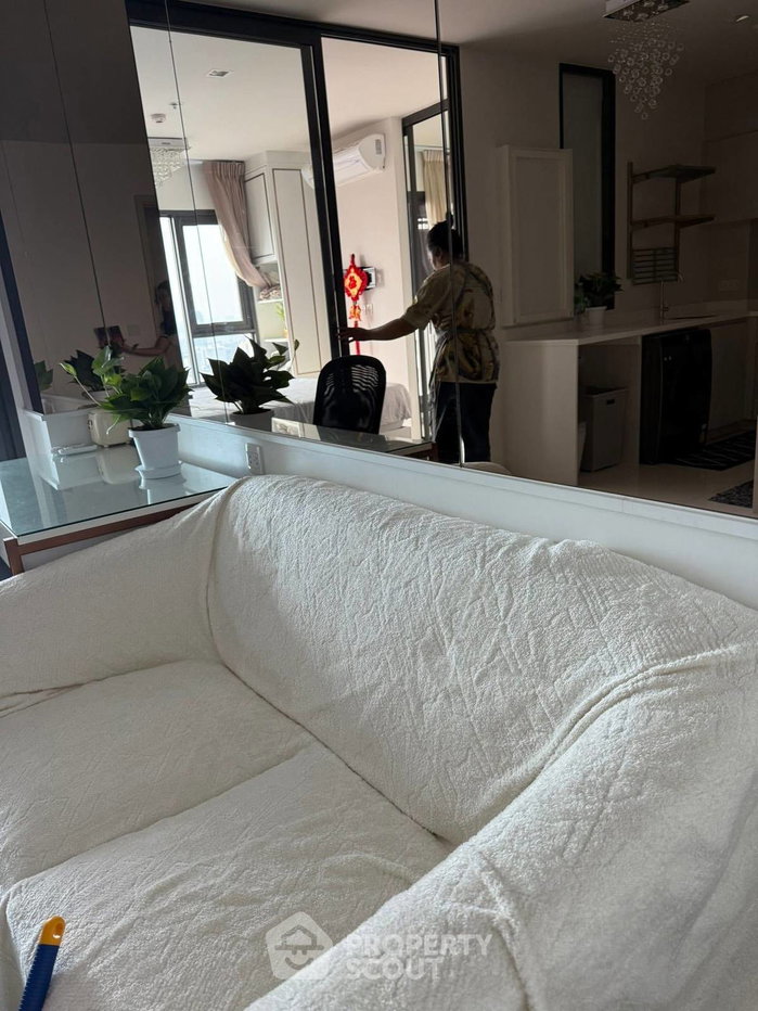 picture 1-BR Condo at Life One Wireless near BTS Phloen Chit (ID 2151226) - 8/8