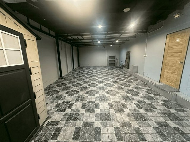 รูป HR3507ให้เช่าบ้านเดี่ยว 2 ชั้น รีโนเวทใหม่ทั้งหลัง สุขุมวิท 56 ใกล้ BTS อ่อนนุช & บางจาก ทำเลดี จอดรถได้หลายคัน เหมาะอยู่อาศัย หรือทำ Home Office - รูปที่ 11/34