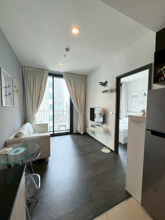 รูป FOR RENT :The Edge, Sukhumvit 23🔥PRICE 🔥 25,000 BAHT/Month 🔥line :@190evxgl - รูปที่ 1/8