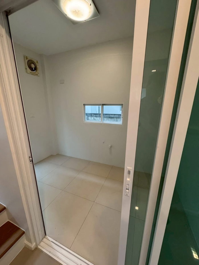 รูป 🏡✨ บ้านเดี่ยวเช่า / ขาย Casa Ville รังสิต-คลอง 2 3 ห้องนอน 3 ห้องน้ำ ทำเลดี รังสิต-คลอง 2 พร้อมเข้าอยู่! ✨🏡 - รูปที่ 5/16
