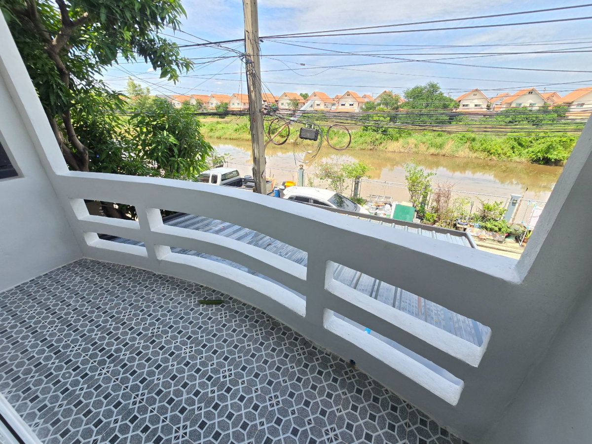 รูป ทาวน์เฮ้าส์ รีโนเวทใหม่ ทำเลดี หน้าบ้านและหลังบ้าน ไม่ติดใคร หมู่บ้าน อภินคร2000 ซอยสายไหม81 สายไหม ใกล้ชุมชน - รูปที่ 16/24