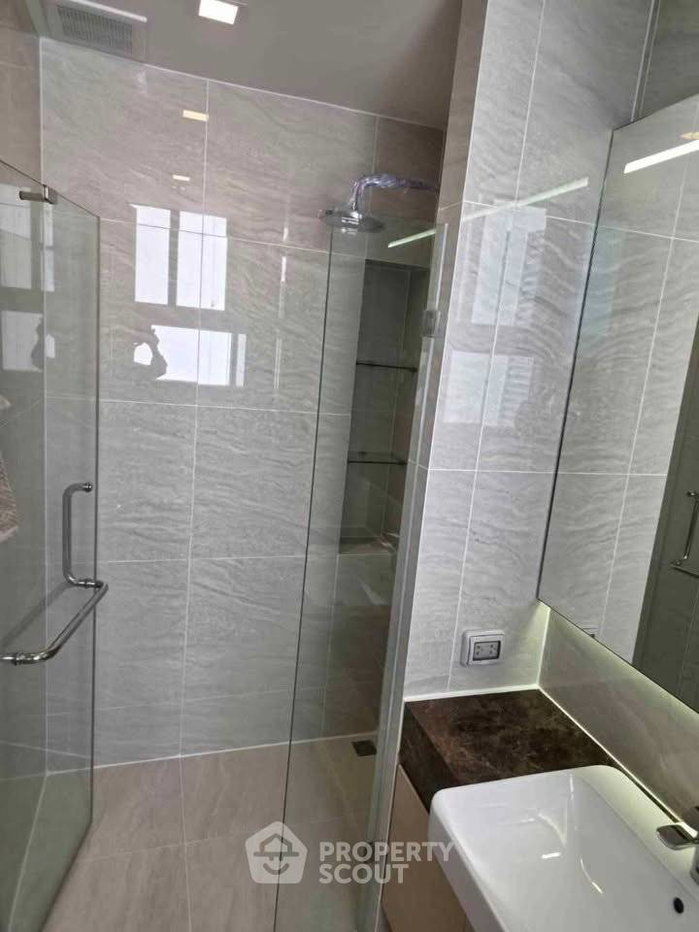 รูป คอนโด 1-ห้องนอน ที่ โนเบิล สเตท 39 ใกล้ BTS พร้อมพงษ์ (ID 3004440) - รูปที่ 4/12