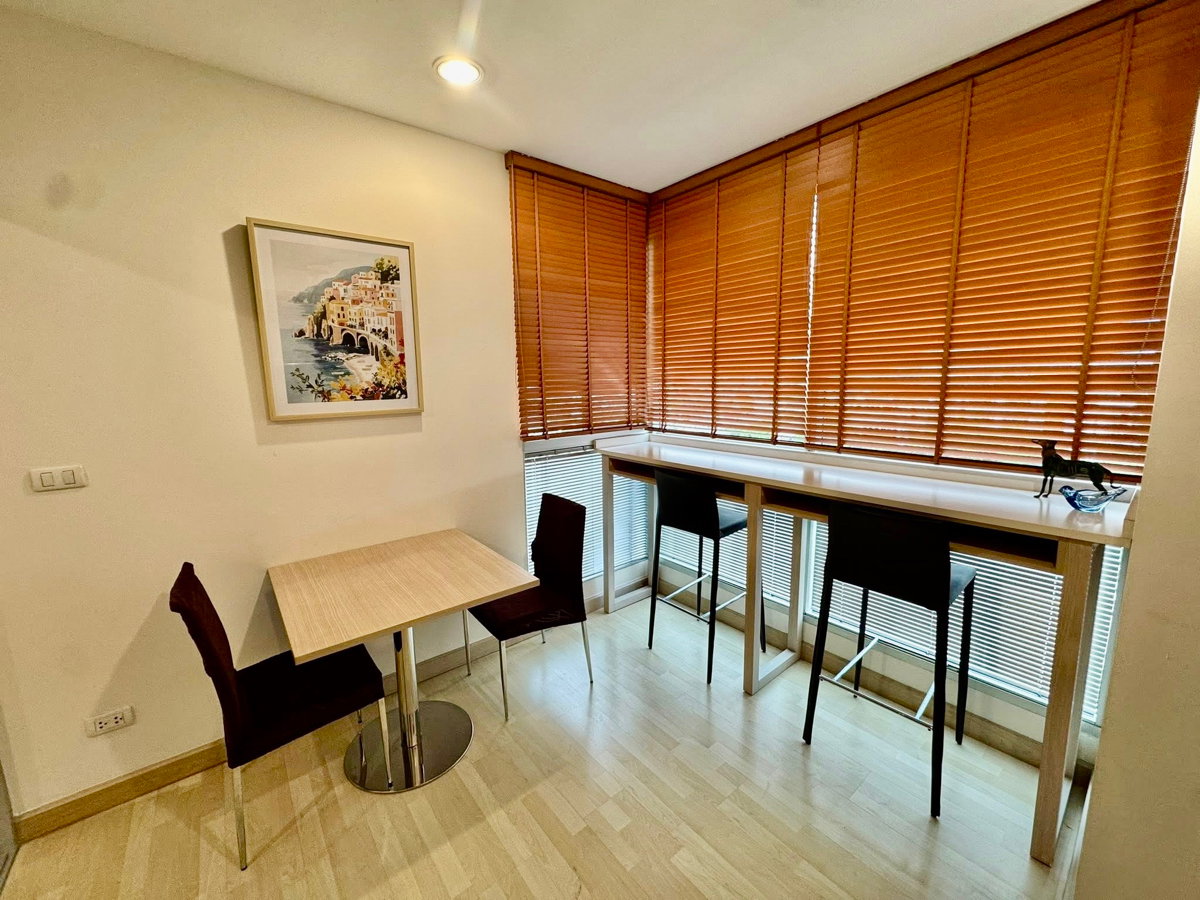 รูป พร้อมให้เช่า❗️"𝐑𝐡𝐲𝐭𝐡𝐦 𝐑𝐚𝐭𝐜𝐡𝐝𝐚" 1 ห้องนอน ขนาด 46 ตร.ม. Sky Kitchen วิวสระว่ายน้ำ  [260615] - รูปที่ 13/22