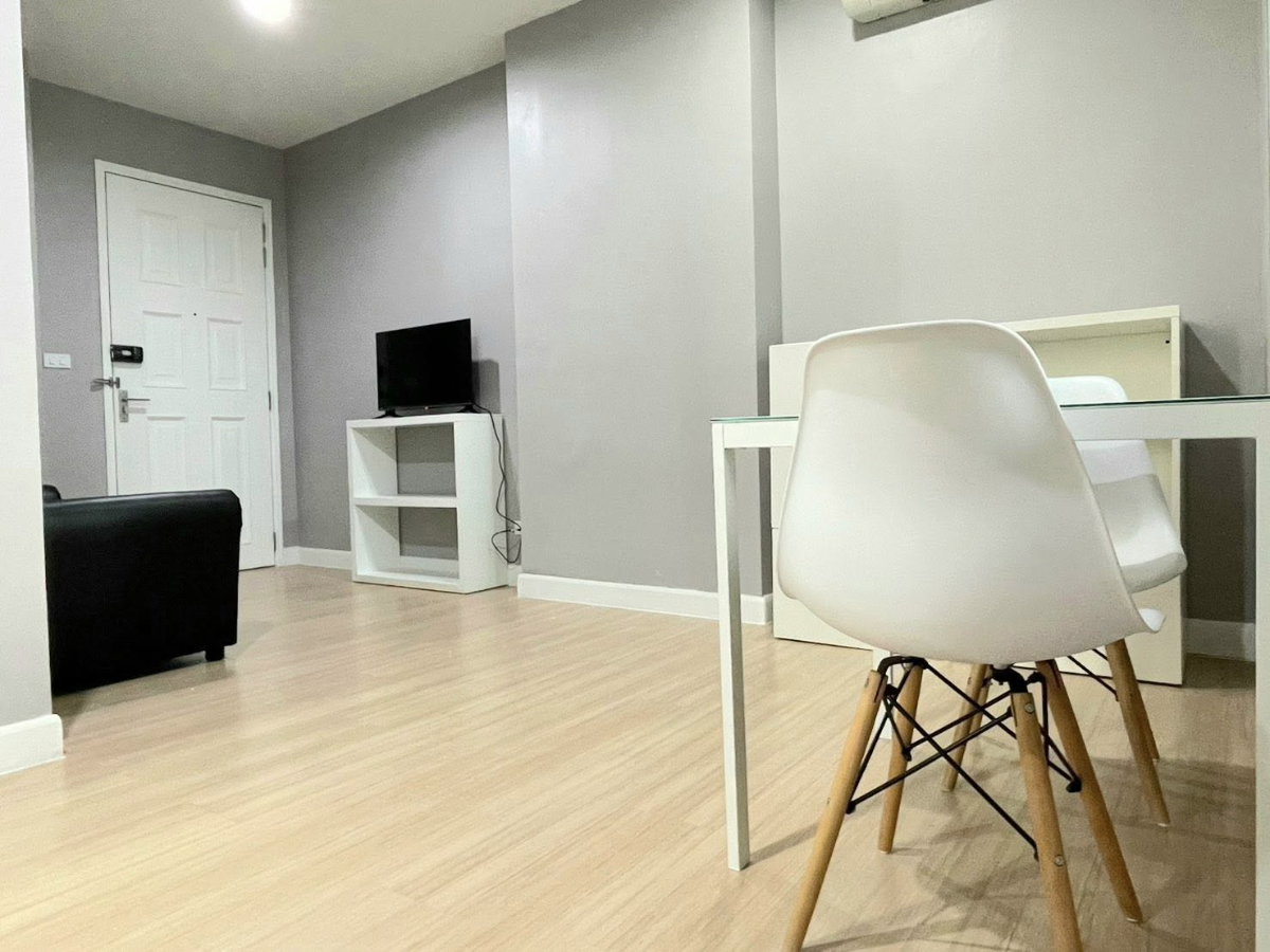 รูป Condo for Rent at Life @Sathorn 10  New Unit Next to BTS - รูปที่ 3/9