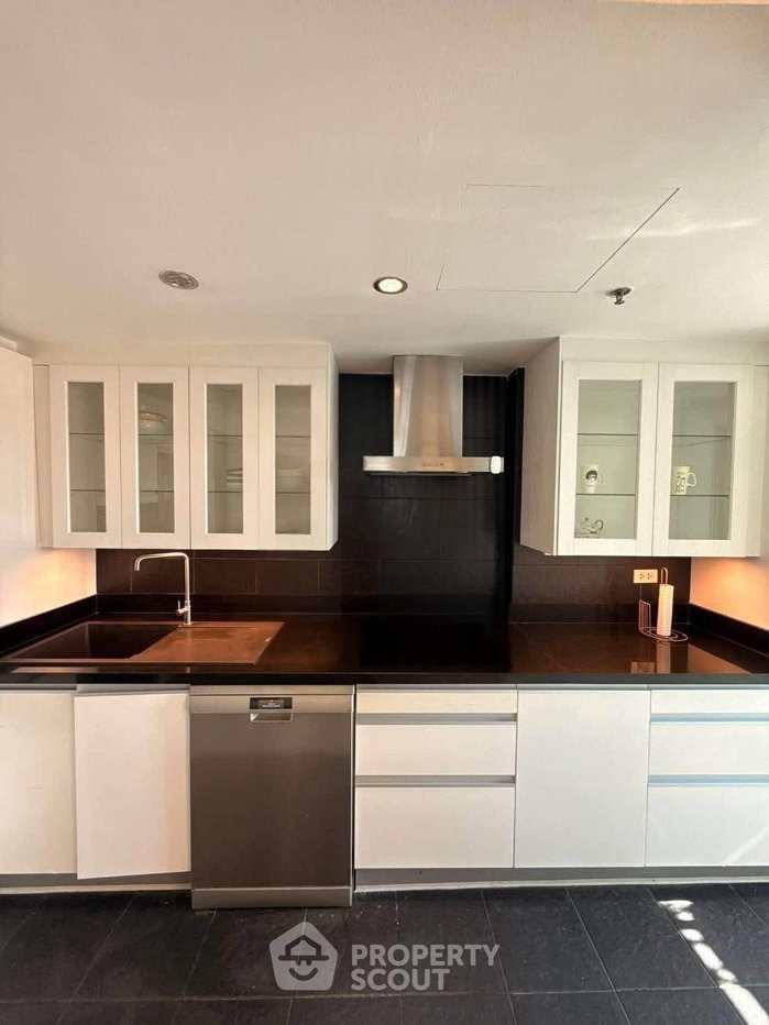 picture 2-BR Condo at Lumpini Ville Sukhumvit 77 near BTS On Nut (ID 2771034) - 7/8
