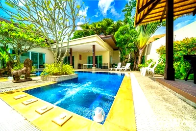 Houses for sale Muang Phuket Phuket : 4 Bedroom Villa for sale in Rawai, Phuket  6471326